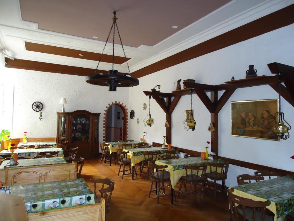 Hotel-Pension Insel Rugen Берлин Экстерьер фото